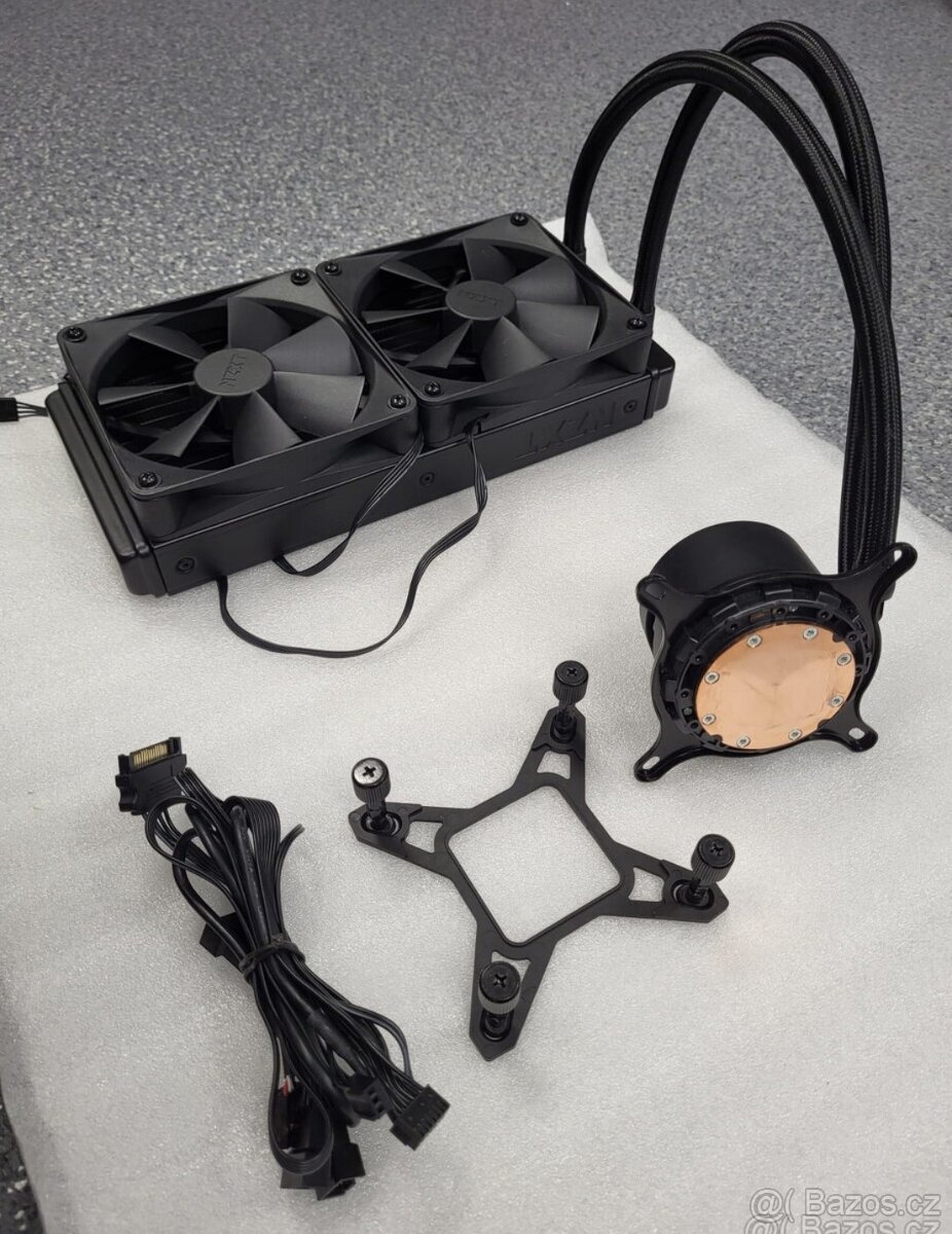Vodní chlazení NZXT Kraken 240 displej # ZÁNOVNÍ