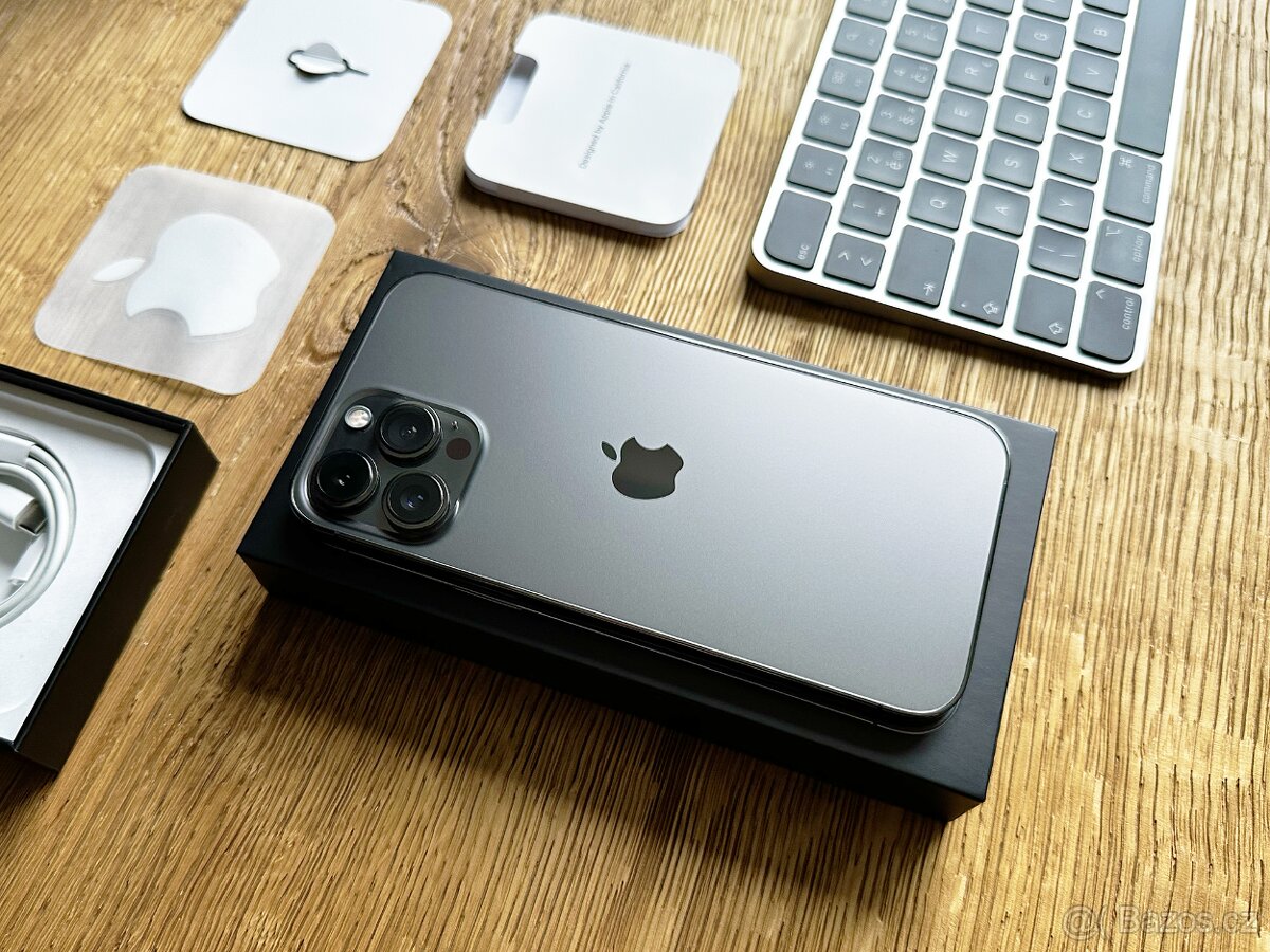 Apple iPhone 13 Pro Max – 128 GB – Černá (Grafitově šedý)