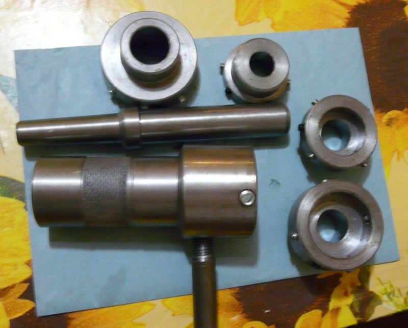 Závitořez na soustruh