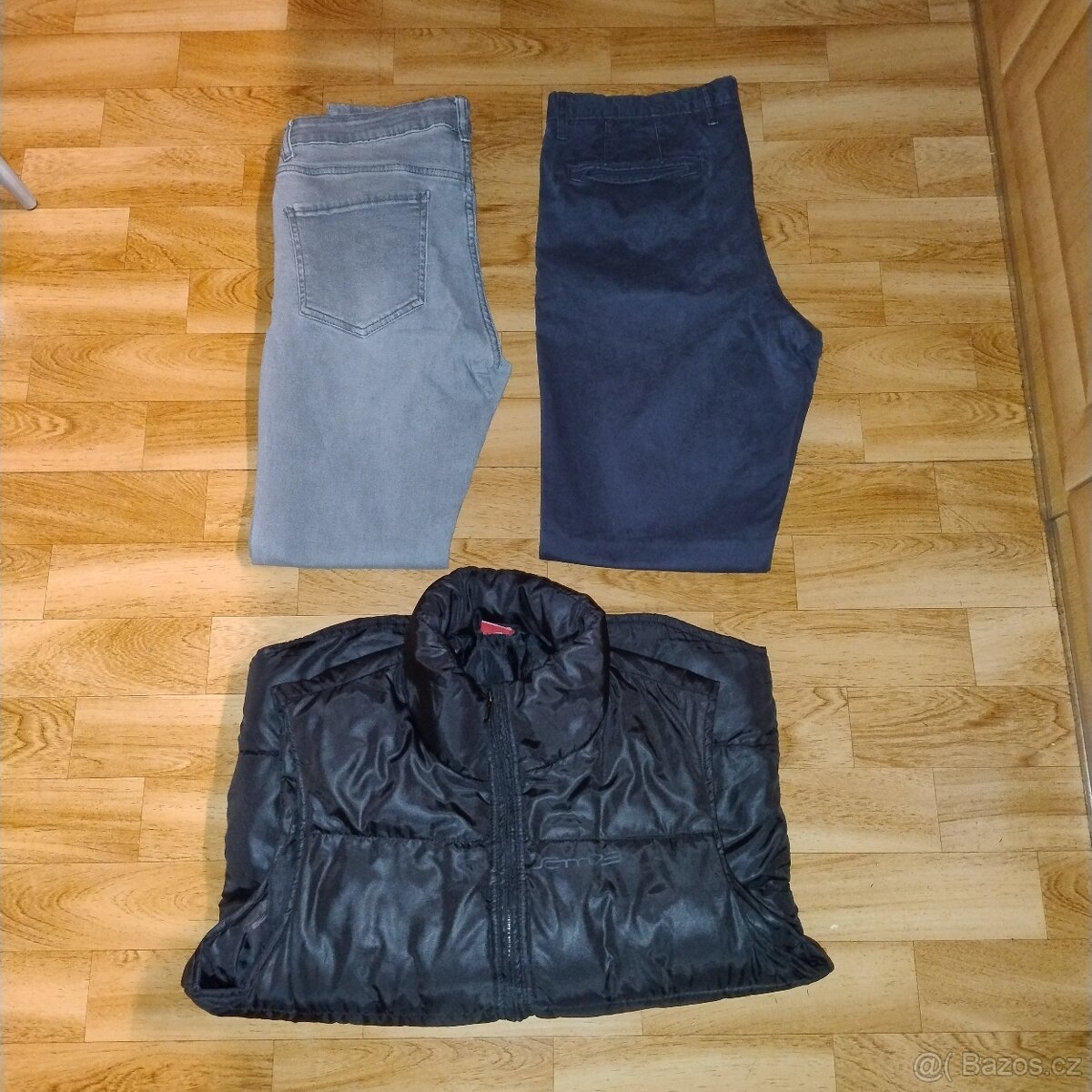 2 pánské kalhoty+vesta