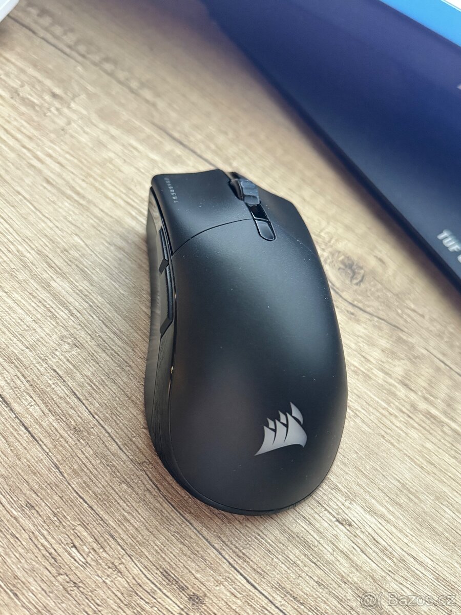 Herní bezdrátová myš Corsair Sabre RGB Wireless