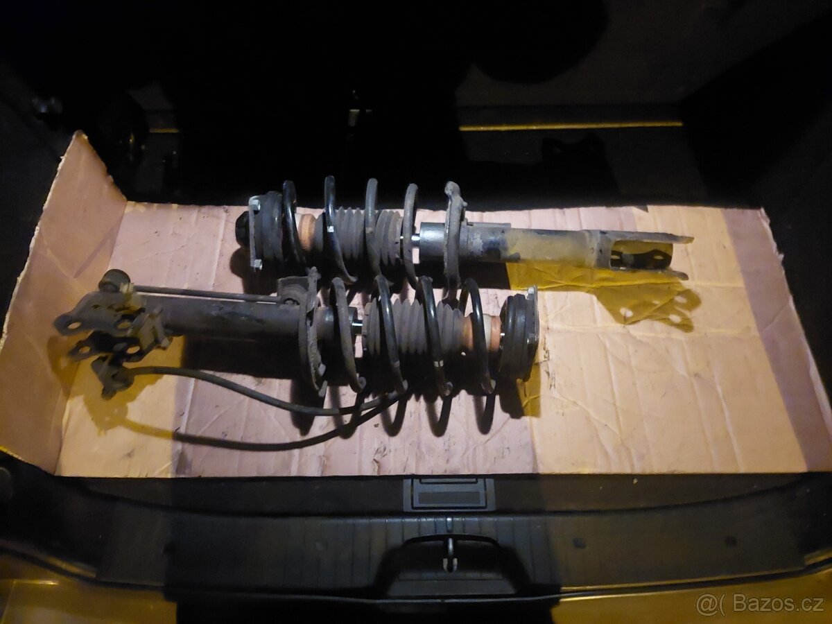 Přední tlumiče a pružiny Mercedes A180 W169 benzín