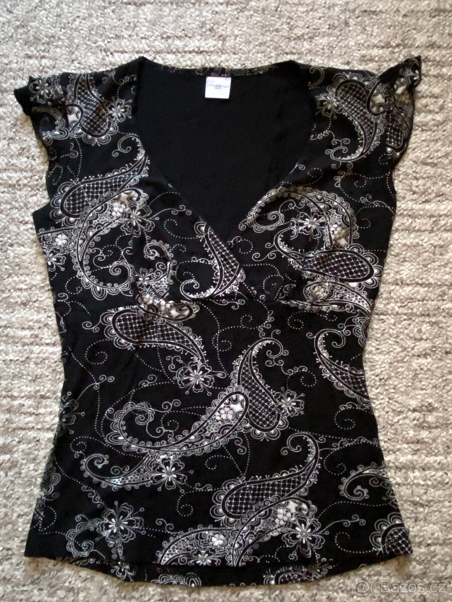 Nová dámská halenka New Look s motivem - M, viskóza