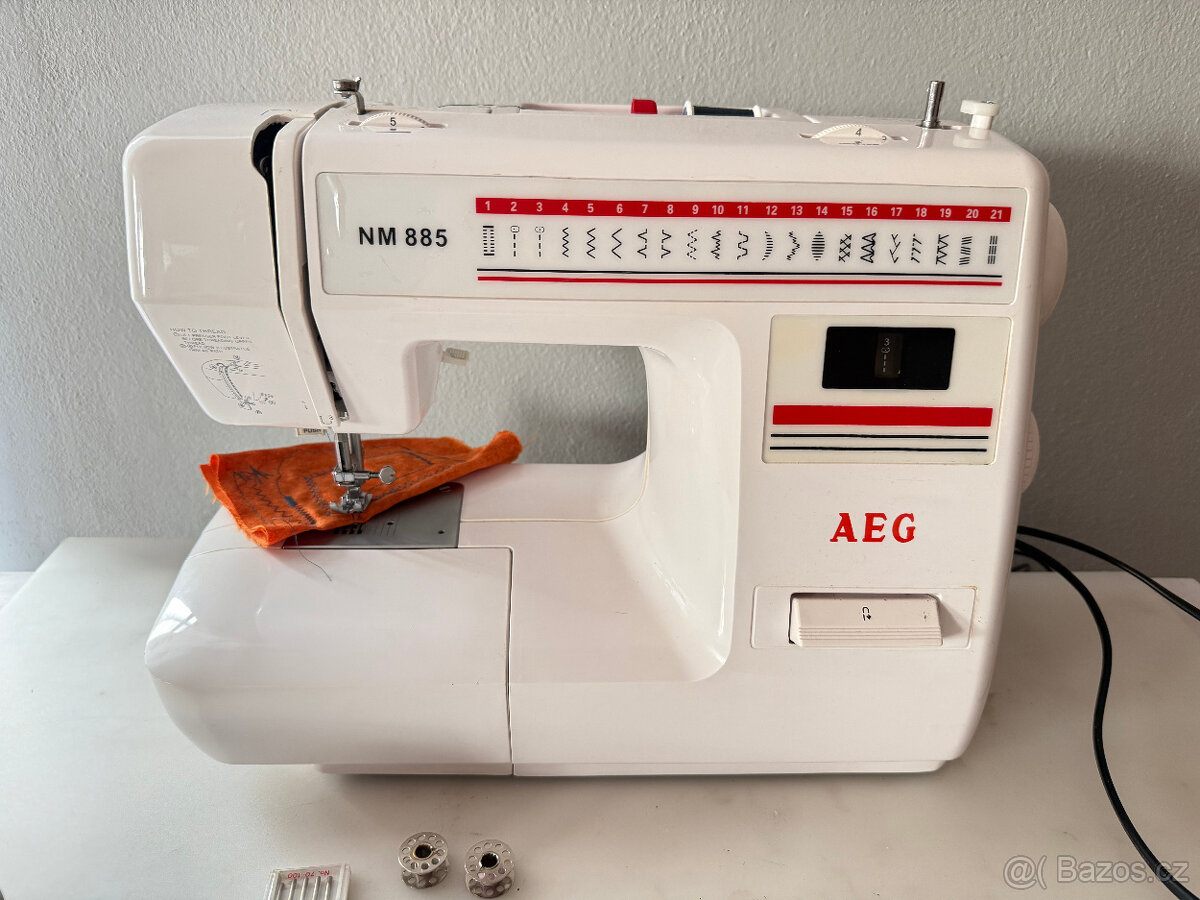 Šicí stroj AEG