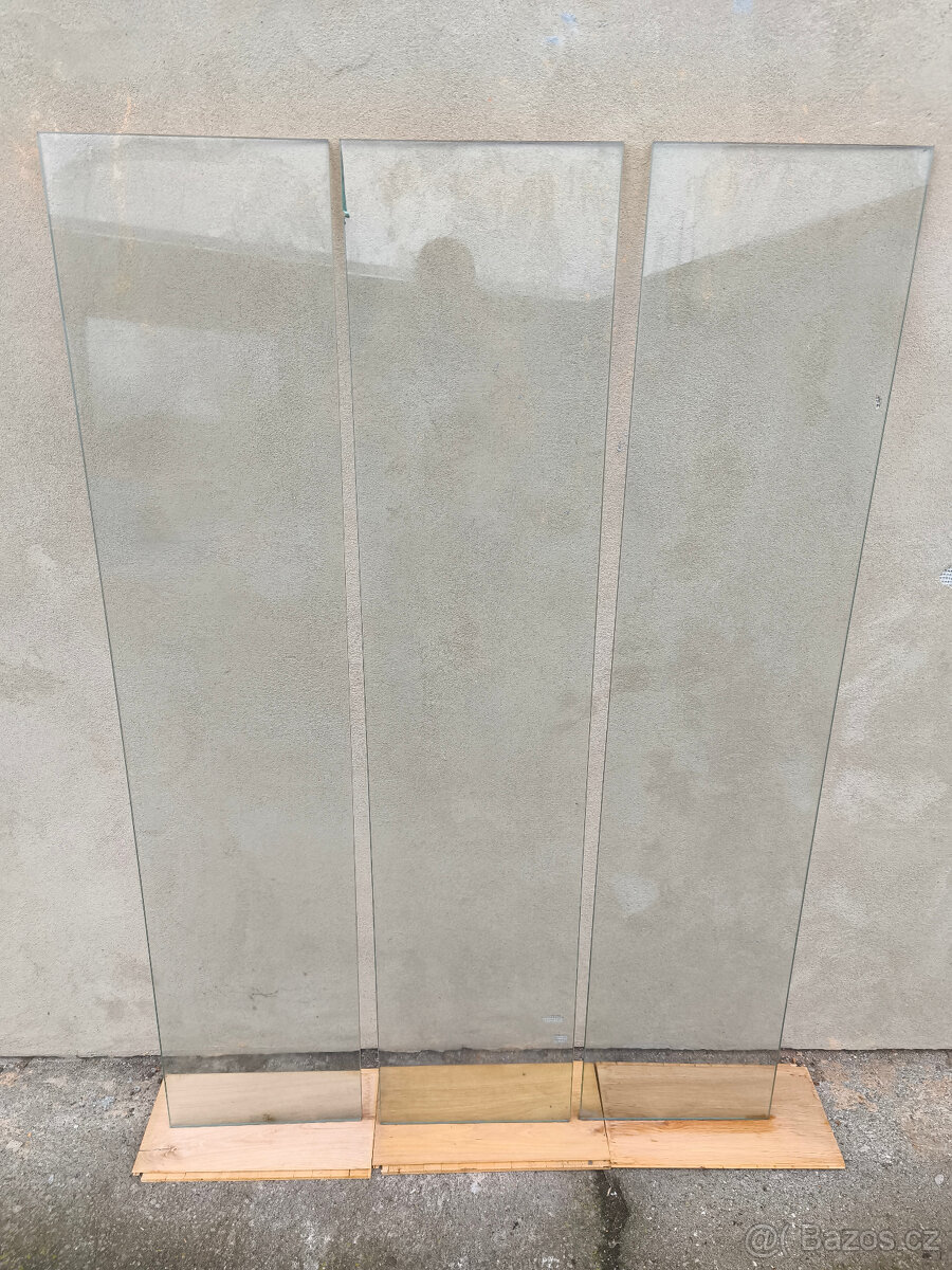 Sklo - tabule skla 3x, 145x32x0,8 cm