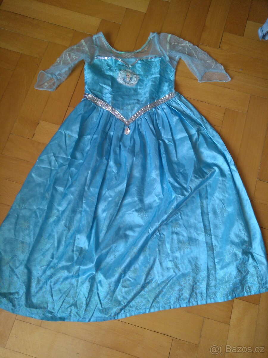 šaty na maškarní , cca 8 let