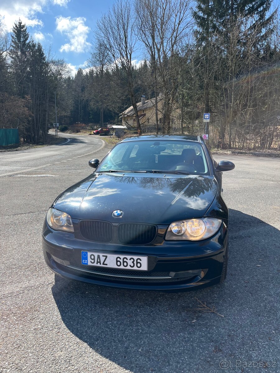 BMW 1 (E81) 118i 2.0 benzín