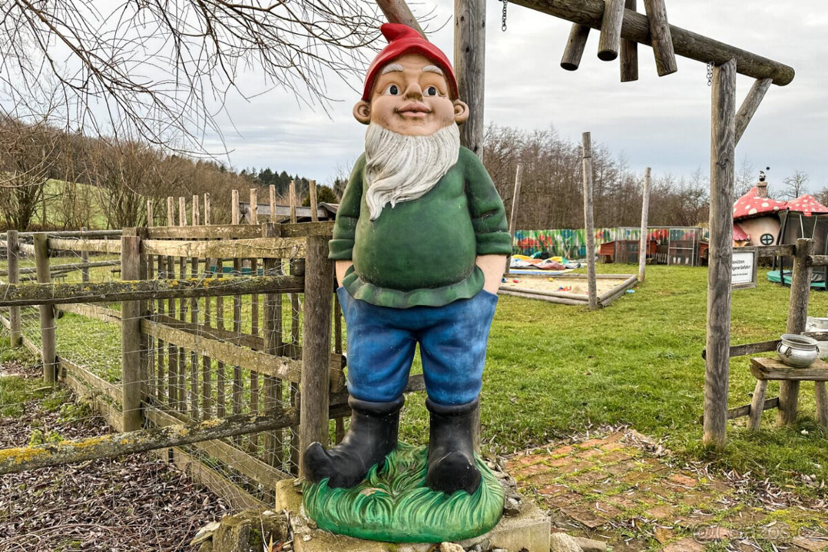 Trpaslík 180cm