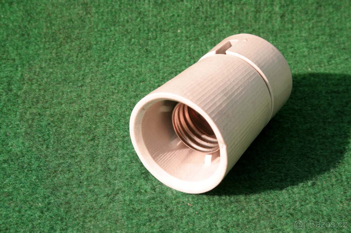 Keramická objímka pro žárovku závit E40 nová
