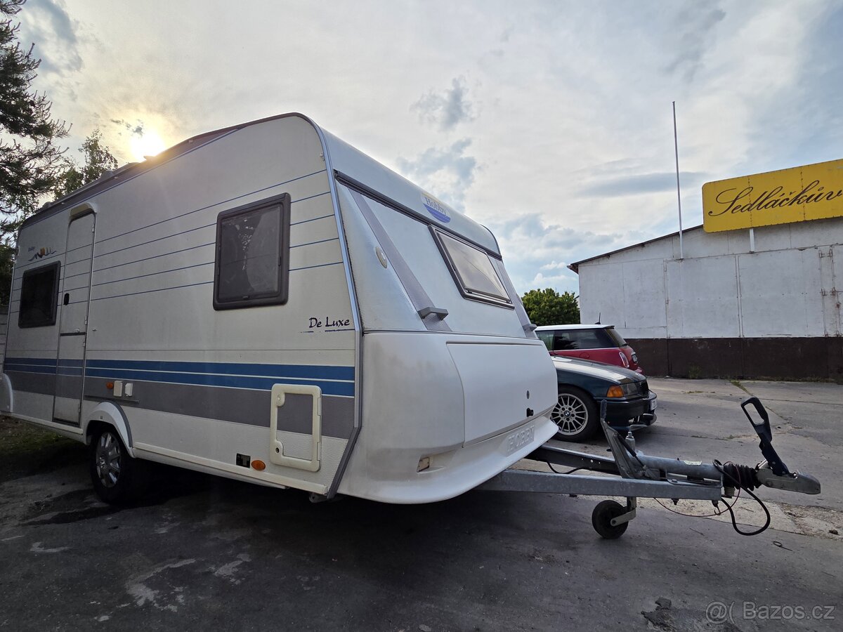 Prodám karavan Hobby 460