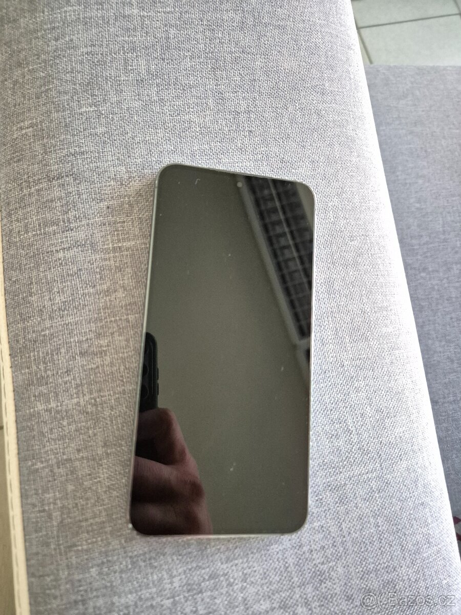 Samsung S23
