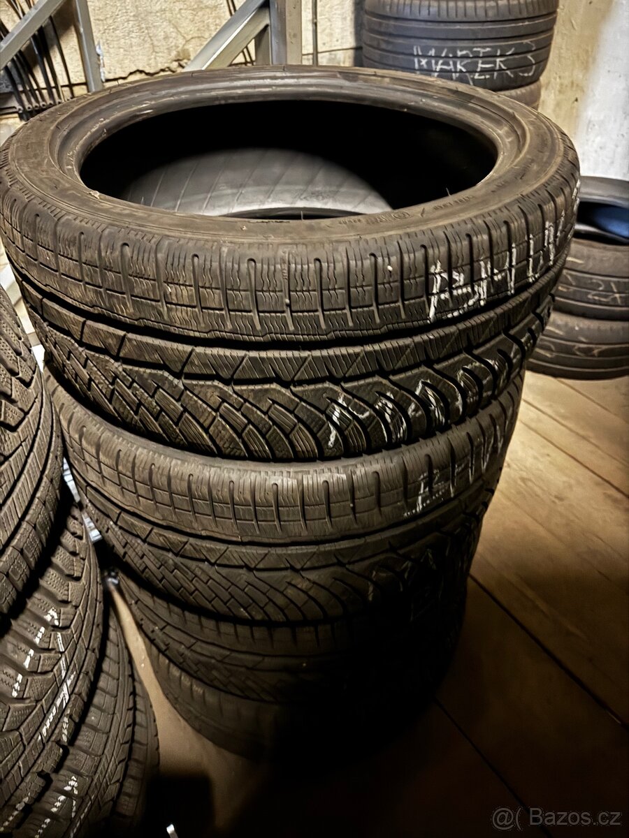 225/40 R 18, 255/35 R 18 Michelin Pilot Alpin 4 zimní sada