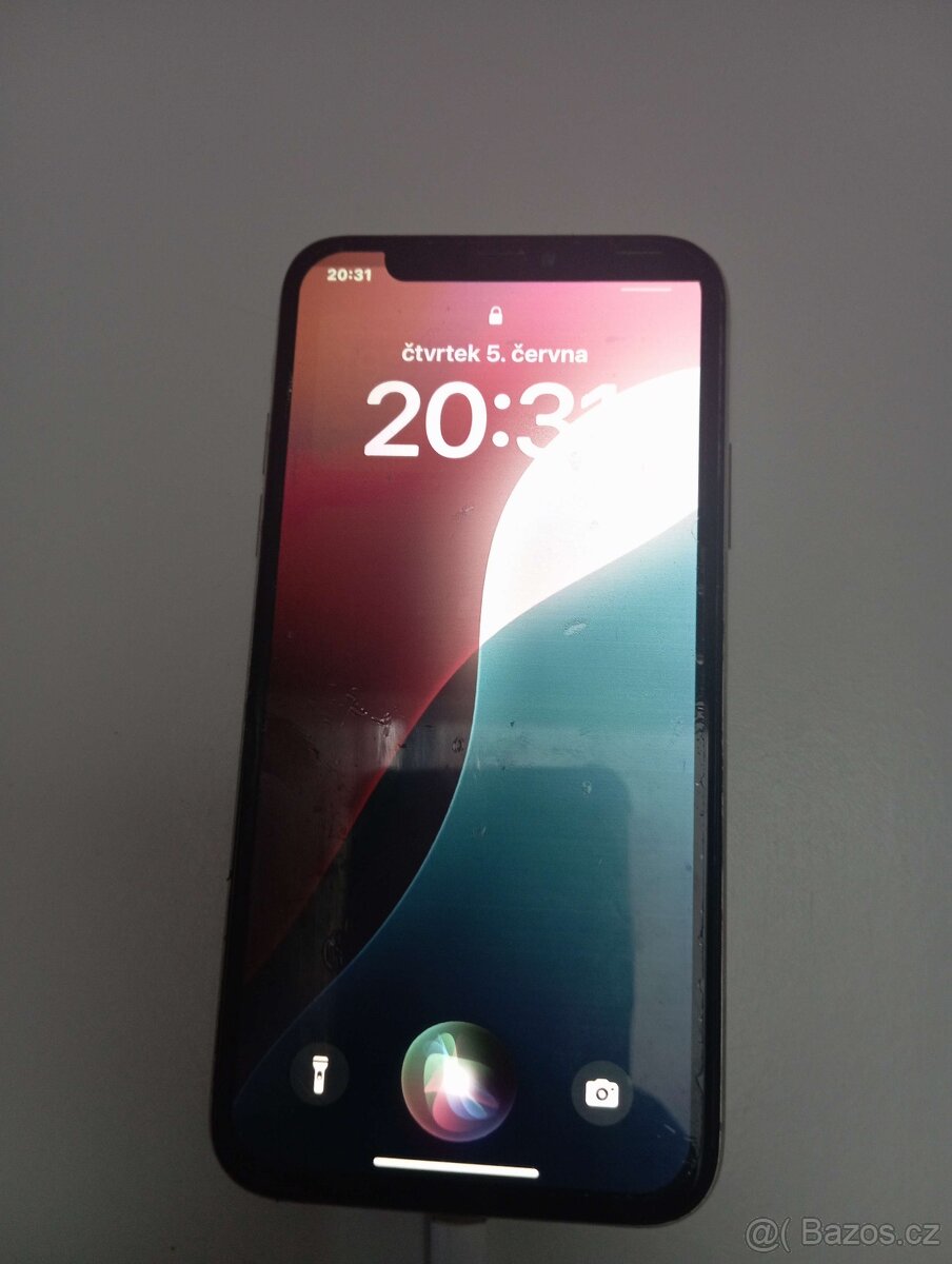 iPhone XS na prodej