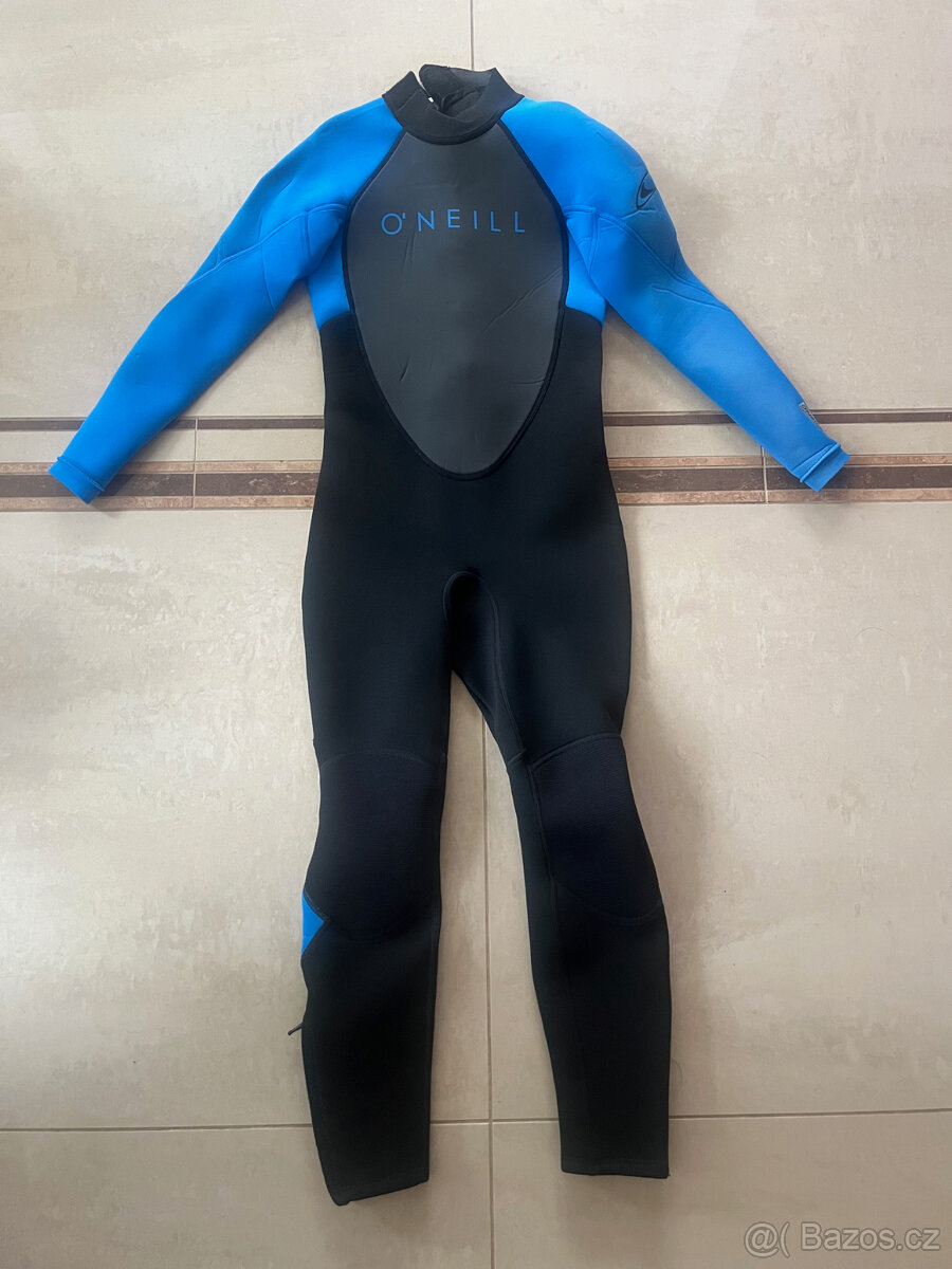 Prodám nový dětský neopren velikost postavy 135-150cm