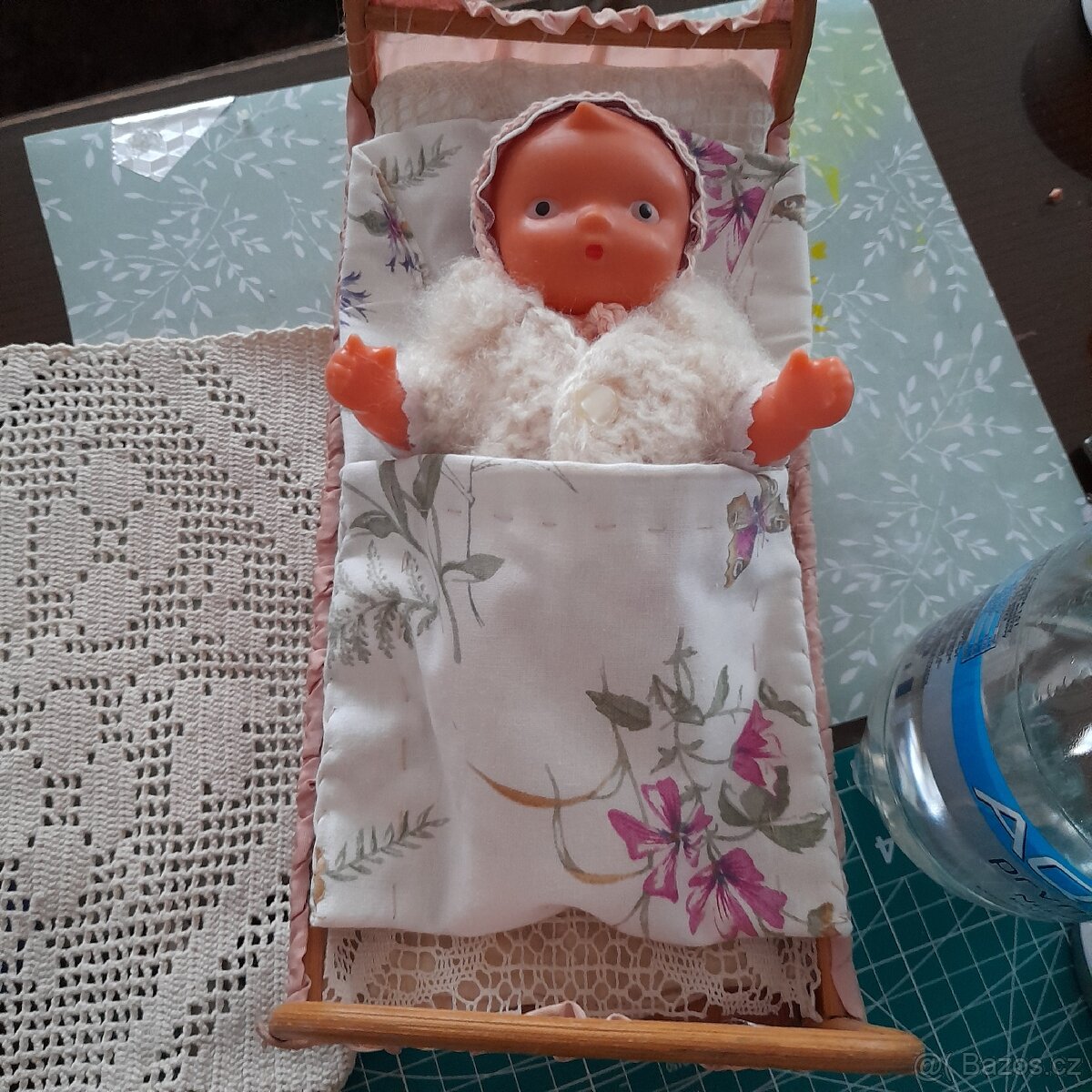 Retro hračka panenka gumotex