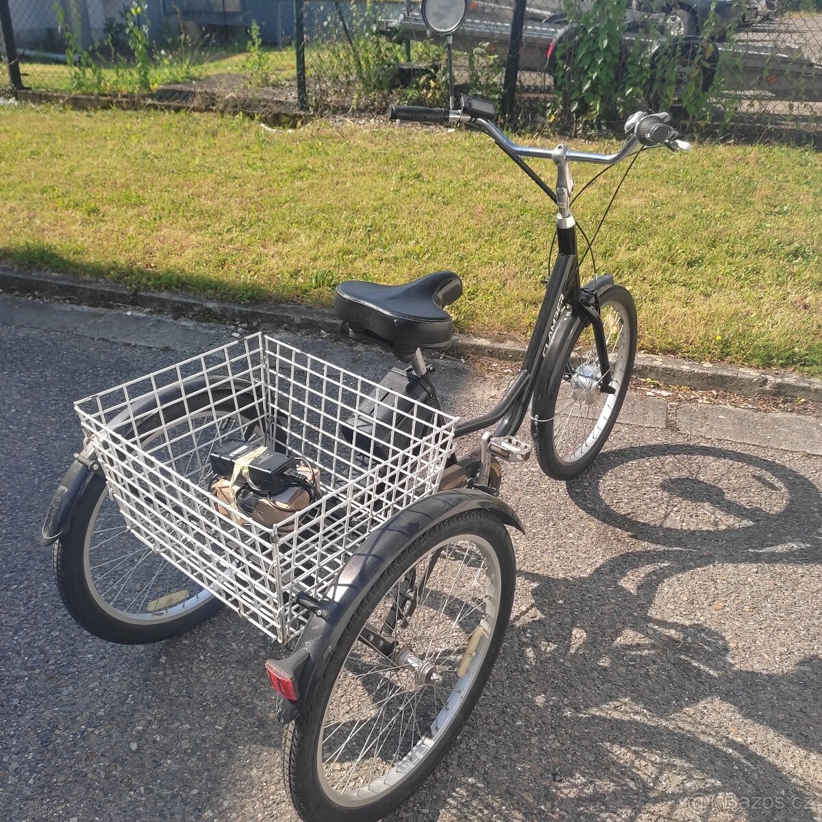 Elektro tříkolka Clamber