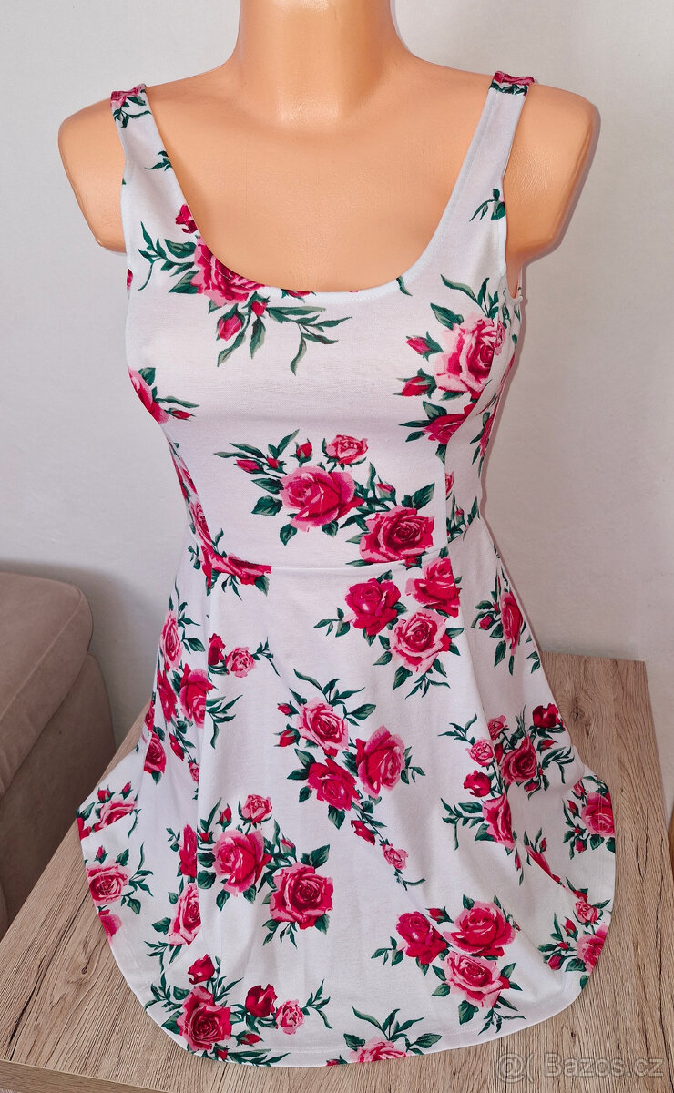 Šaty zn.H&M vel.S
