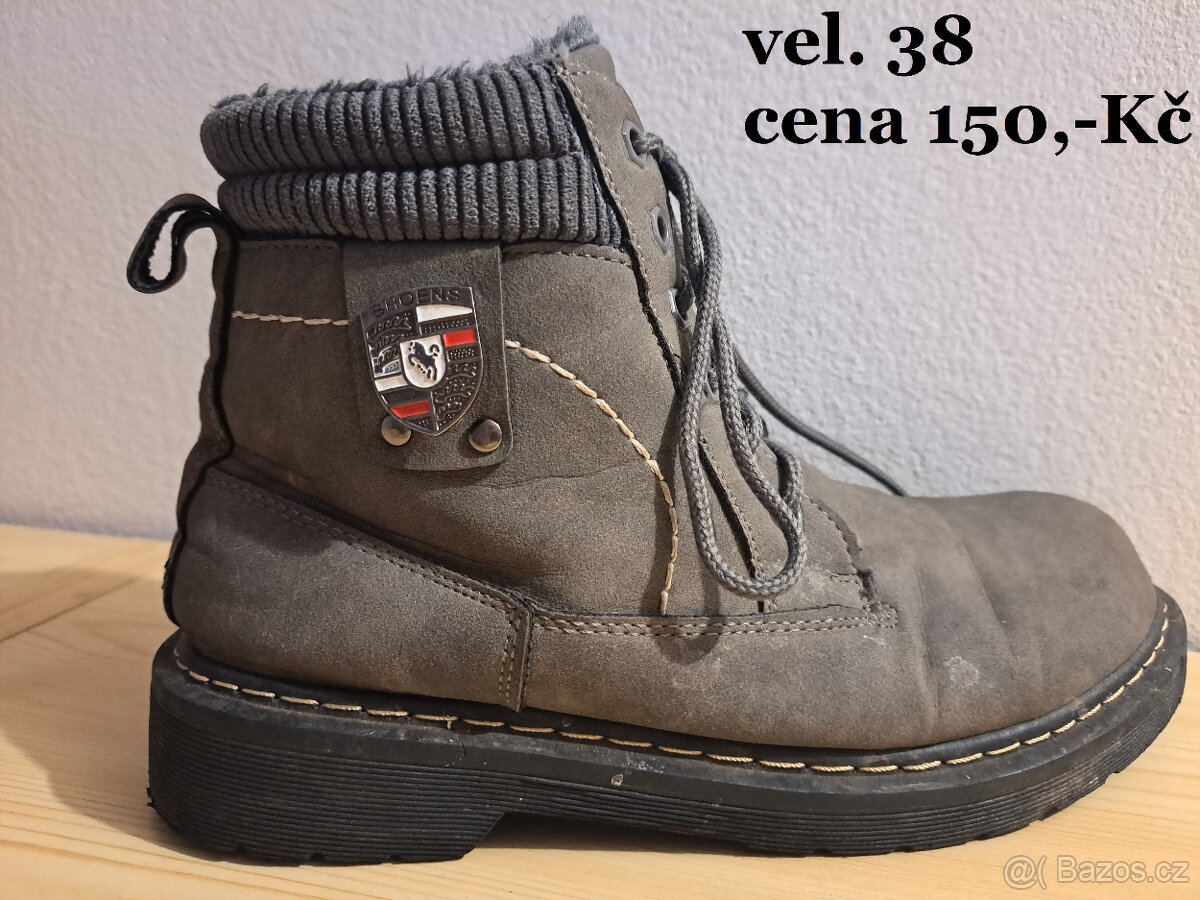 Kotníkové boty DESUN vel. 38