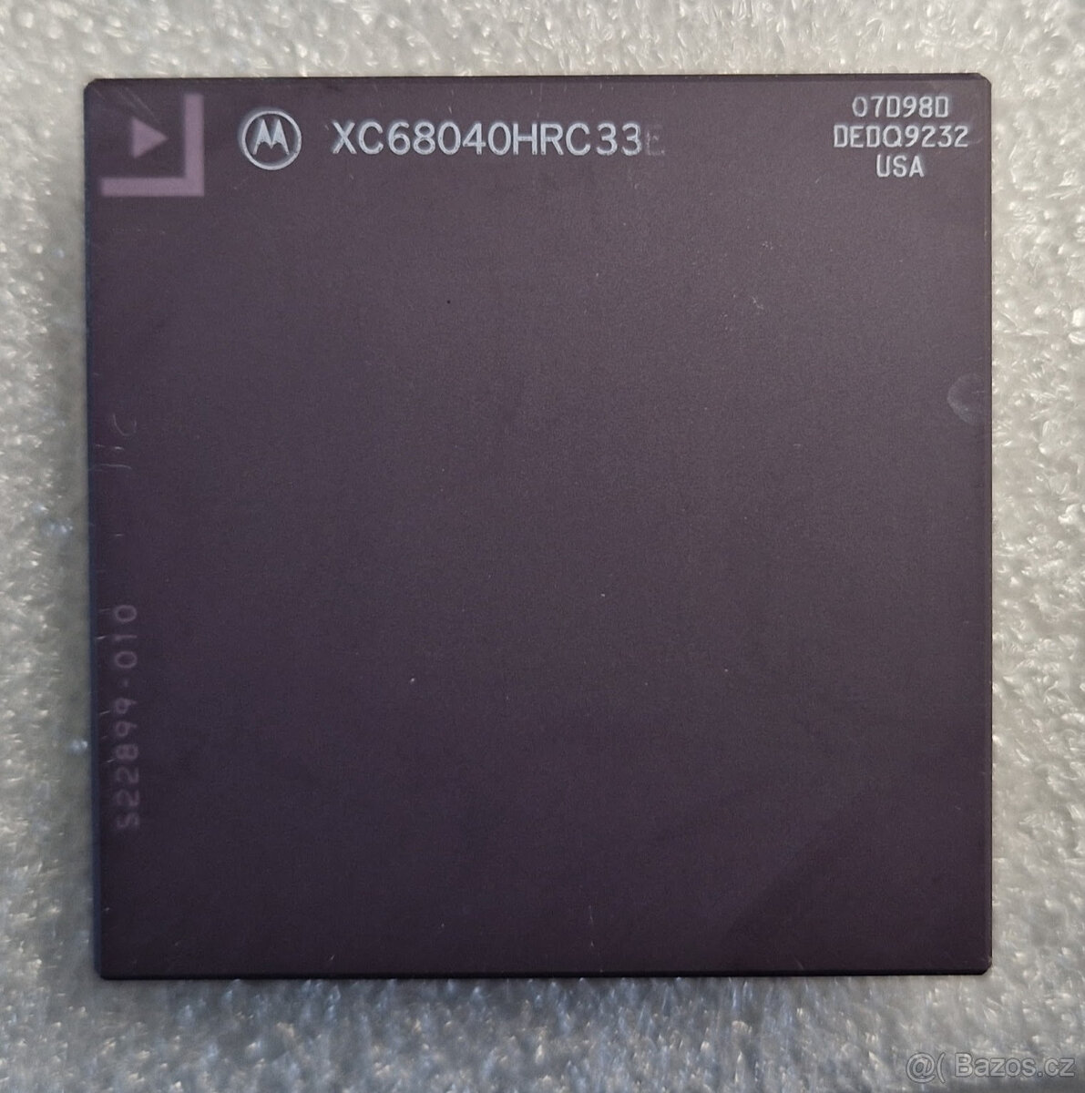 Procesor 68040 @ 33MHz (XC68040HRC33)