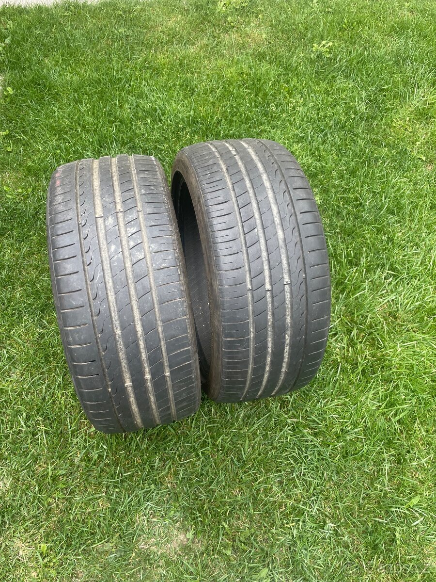 Letní pneu 225/40/18