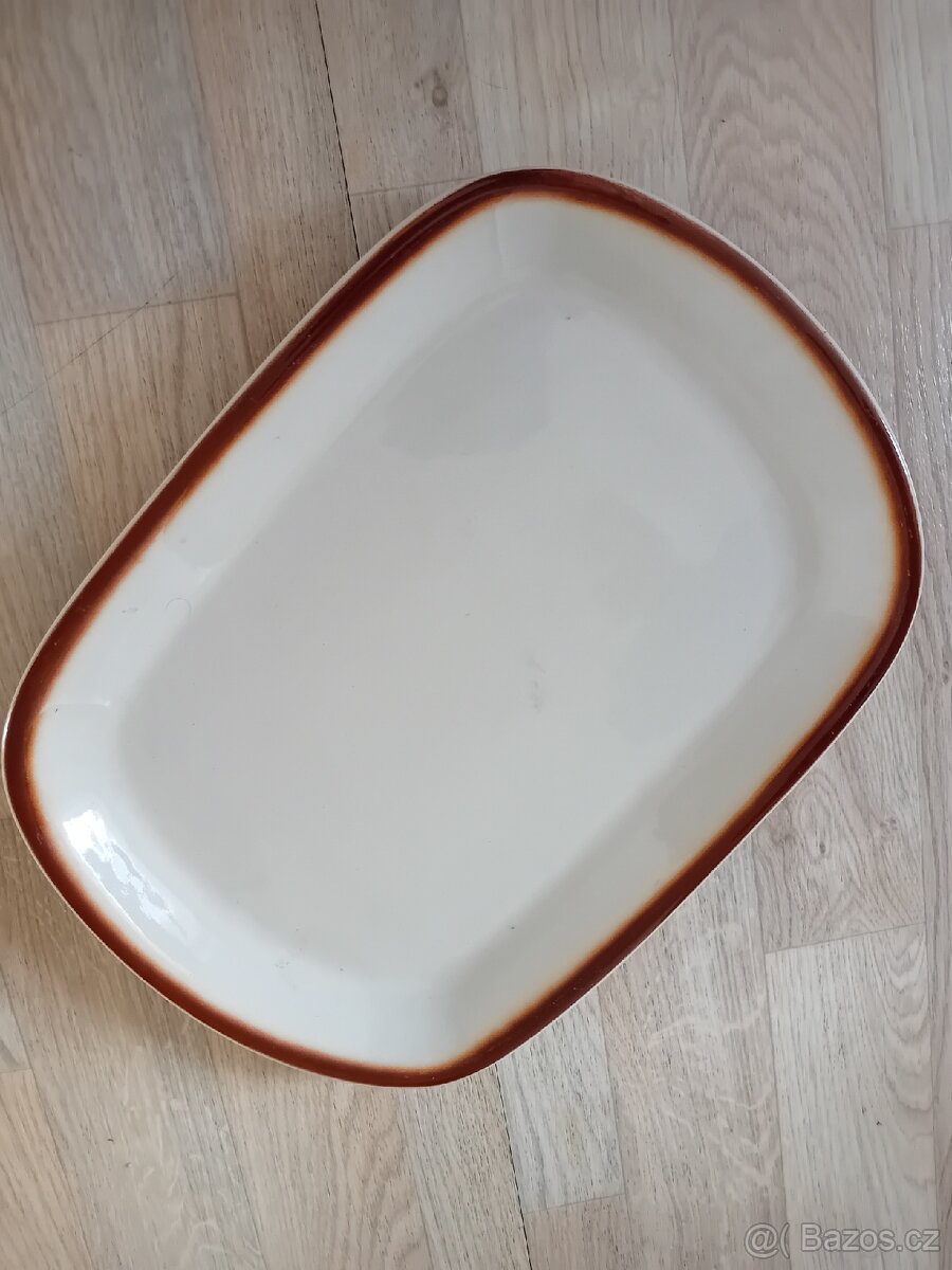 Keramická mísa slonová kost