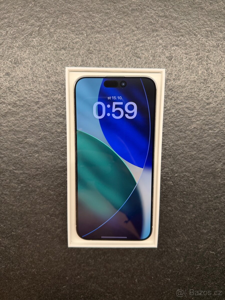 Apple iPhone 15 Pro Max 256GB - bílý titan TOP stav