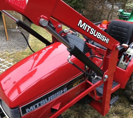 malotraktor Mitsubishi