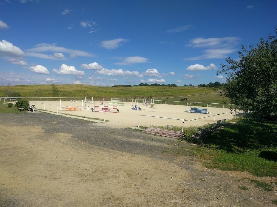 ustájení v rodinné sportovní stáji