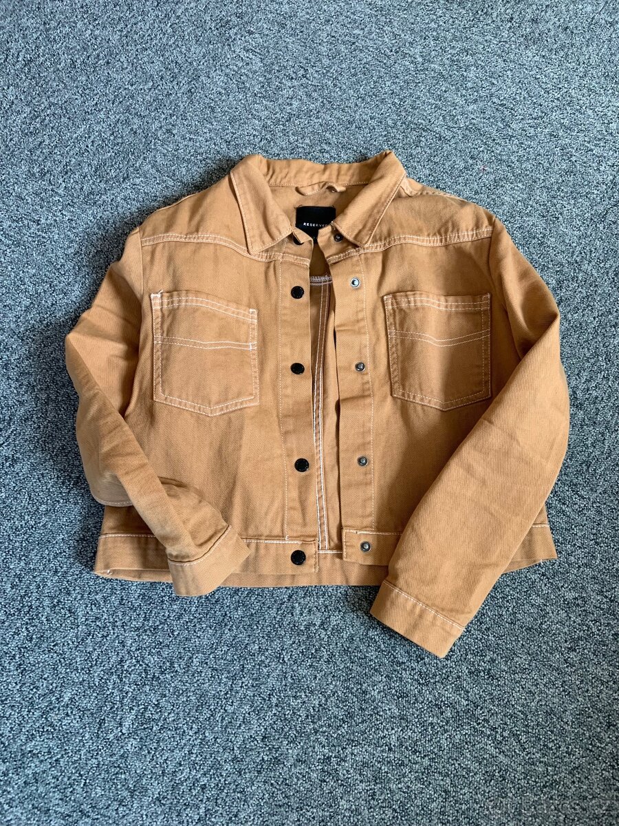 Bunda Reserved, vel. 152