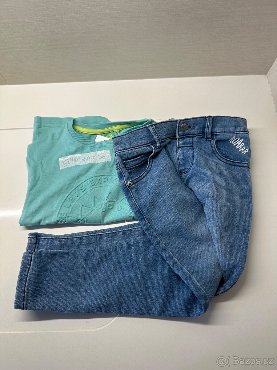 Rifle a mikina velikost 110