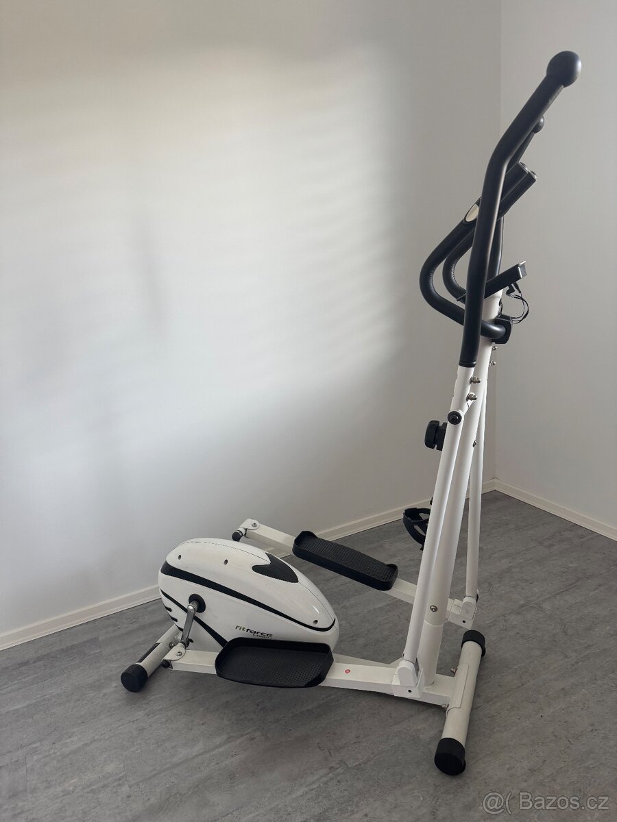 Eliptický trenažer