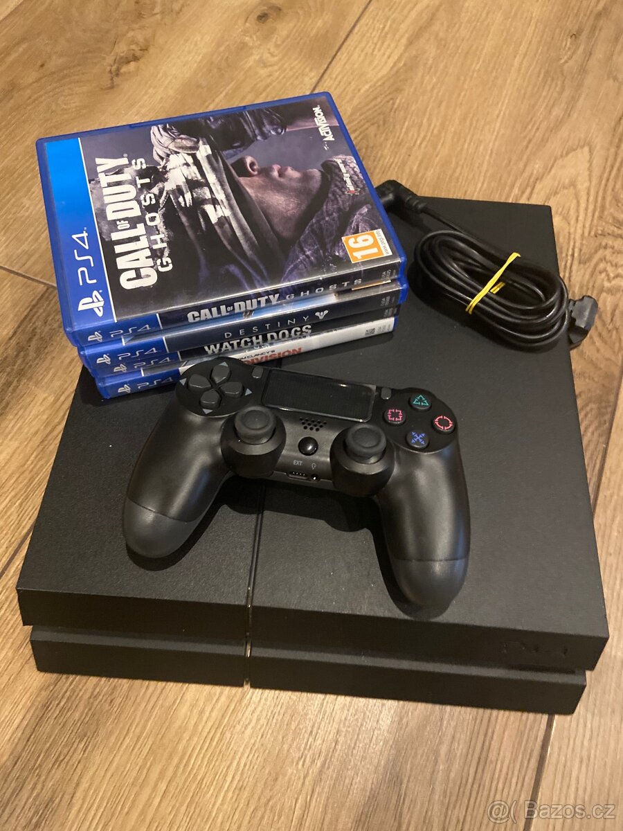 Prodám PS4 paměť 1TB + hry+ ovladač