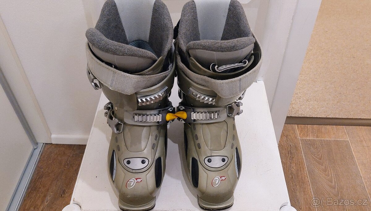 Lyžařské boty Atomic