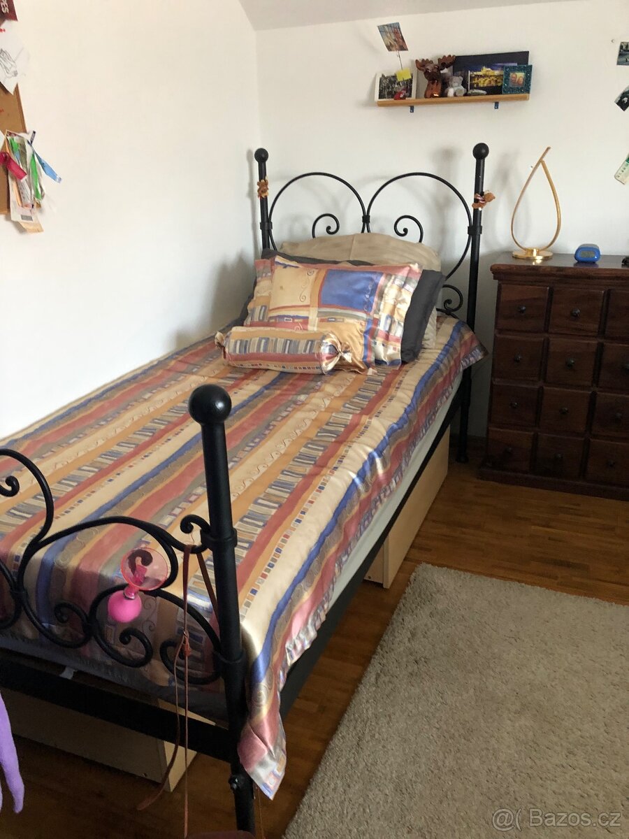 Kovaná/kovová postel 90X200, zakázková výroba