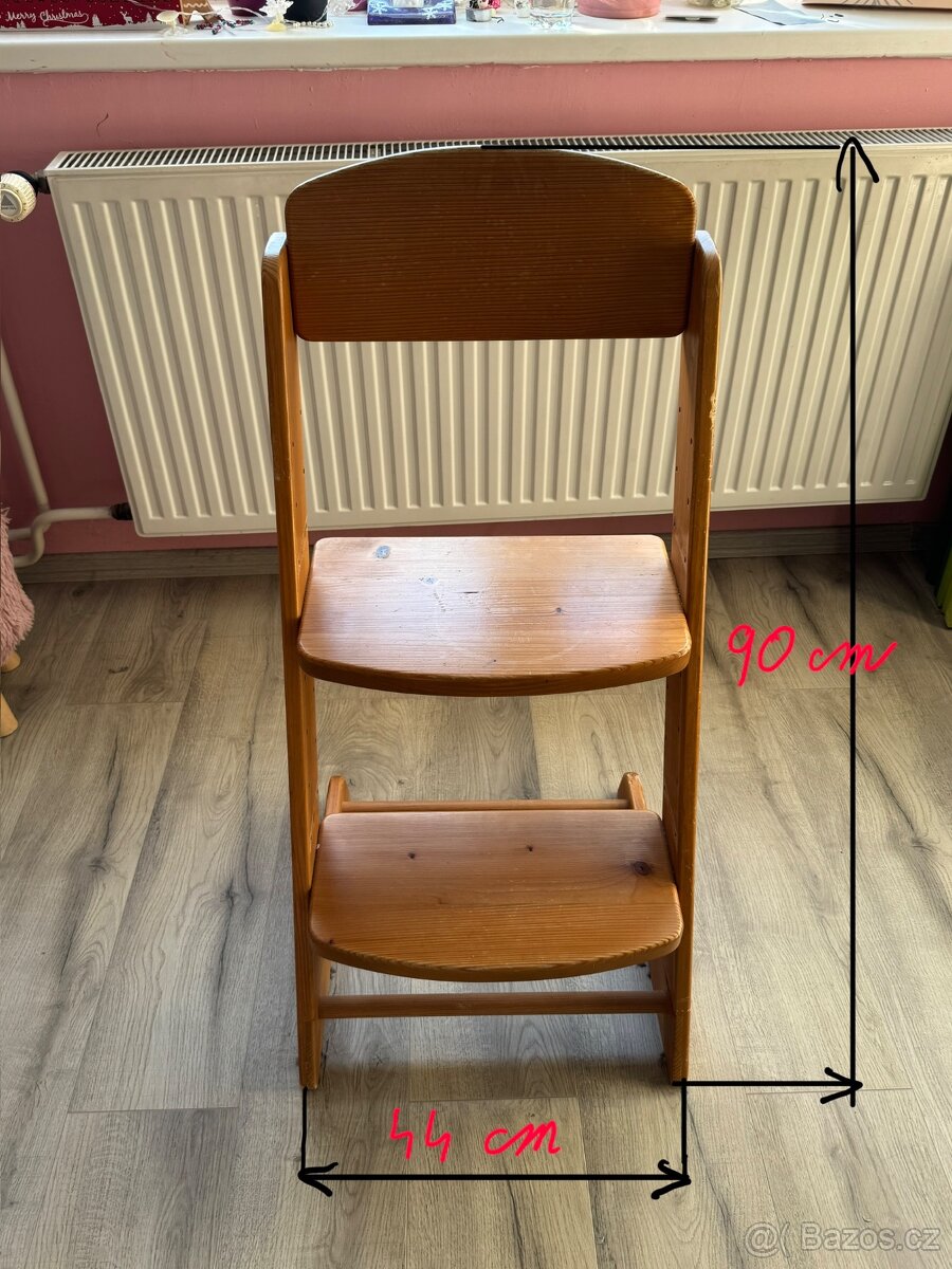 Rostoucí židle