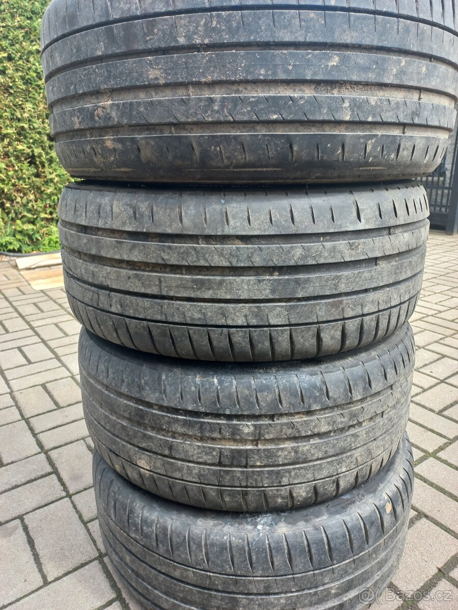 225/40 R18 letní pneu Michelin Pilot Sport 4