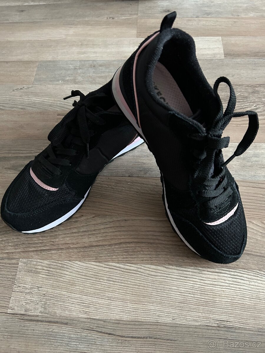 SKECHERS BOTY