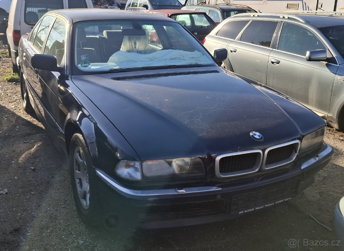 BMW 735i E38