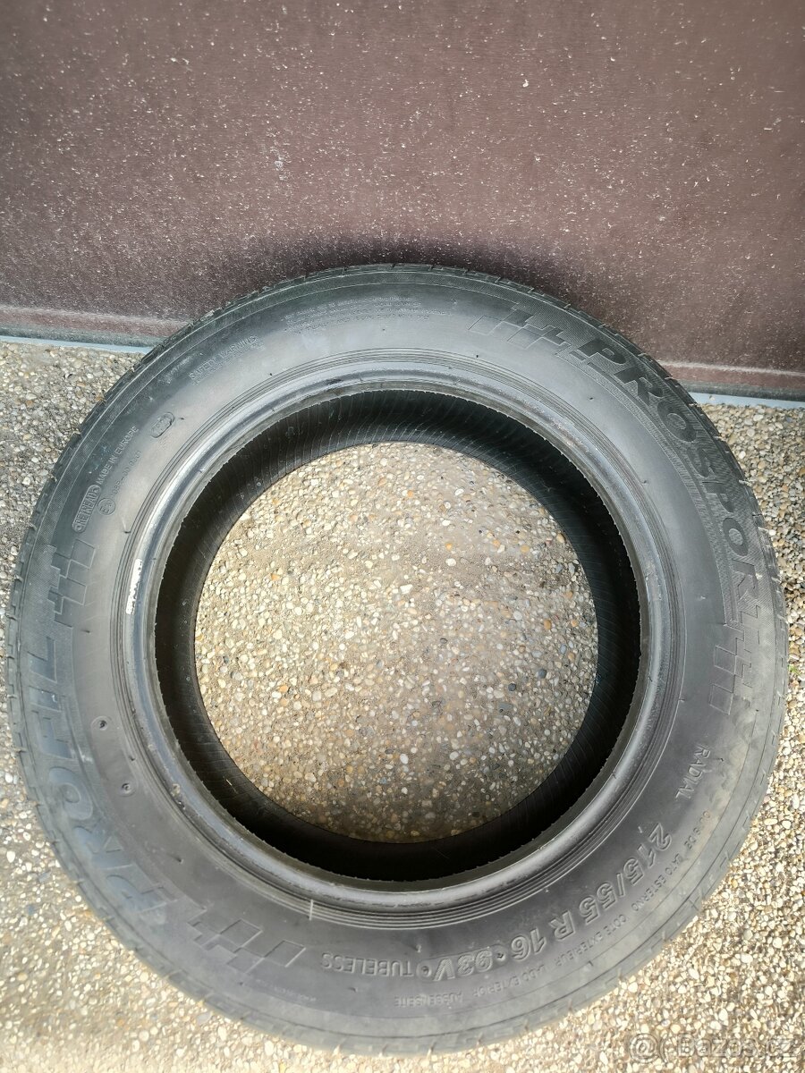 Letní pneu 215/55 R16
