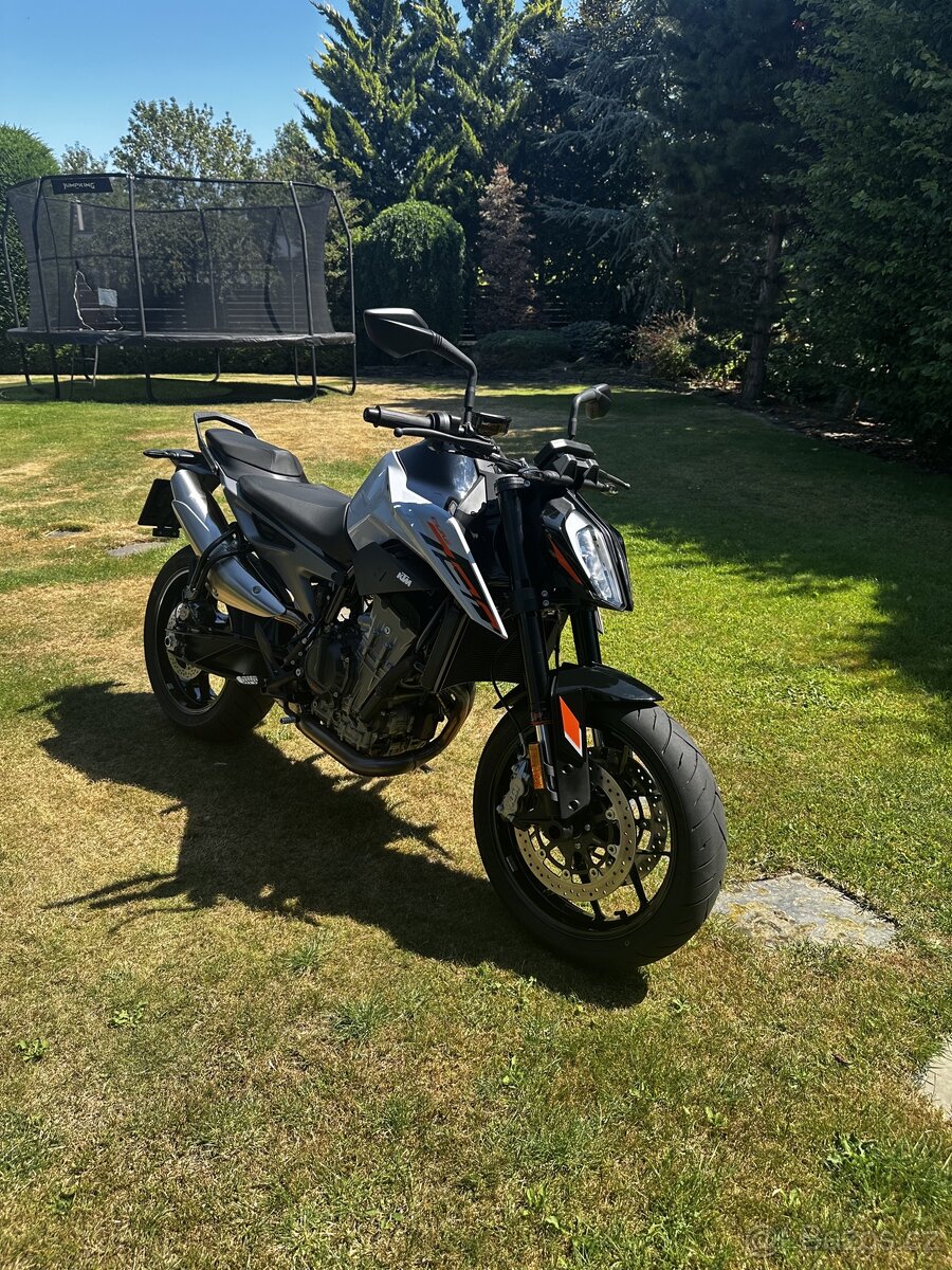 KTM DUKE 790 2024 70 Kw