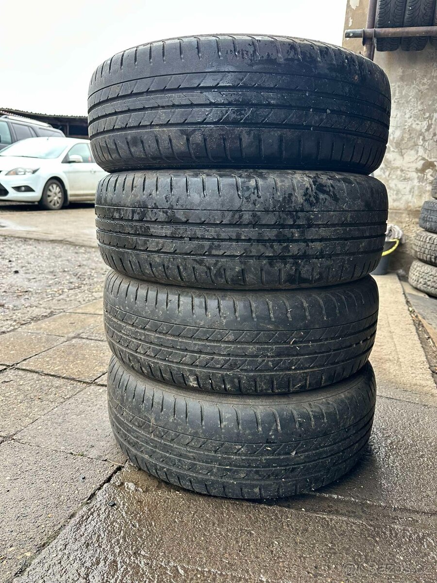 Prodám sadu letních pneumatik GoodYear