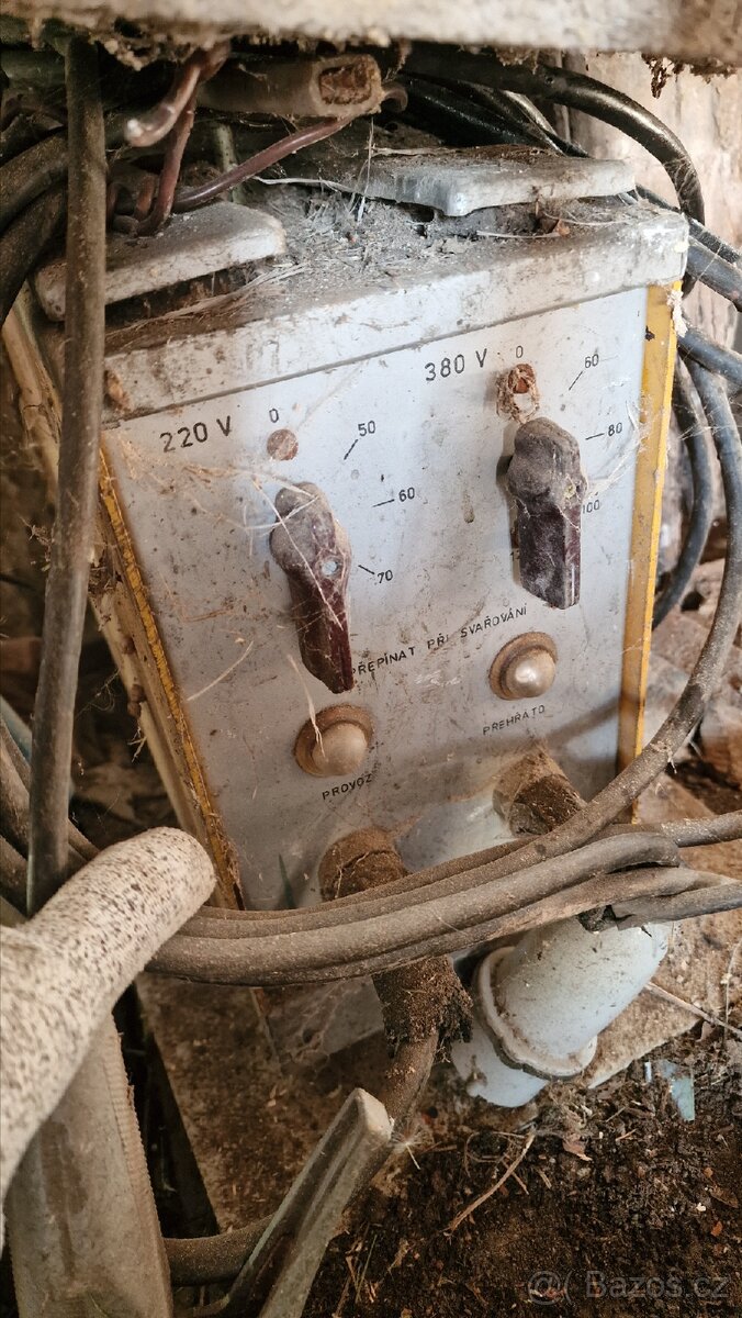 Svářečka na elektrody