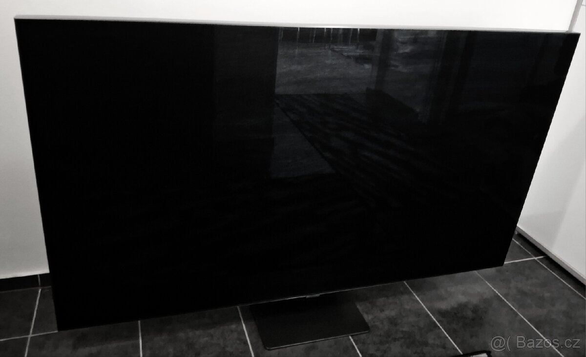 Samsung QE65Q95TCT QLED 4K, One Connect Box, Top stav