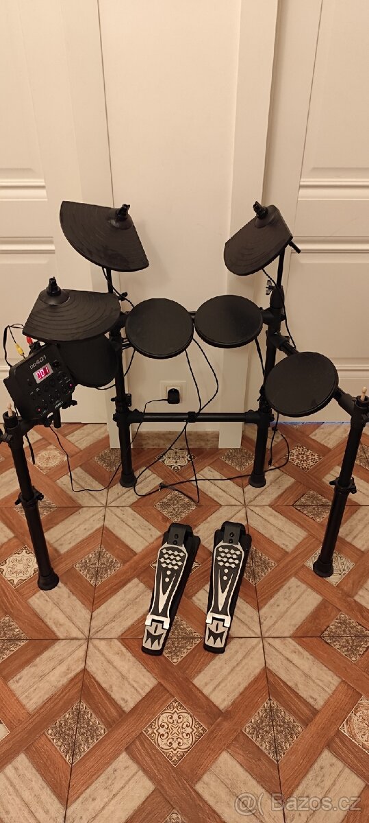 Elektrická bicí sada Medeli DD401 Digital drum