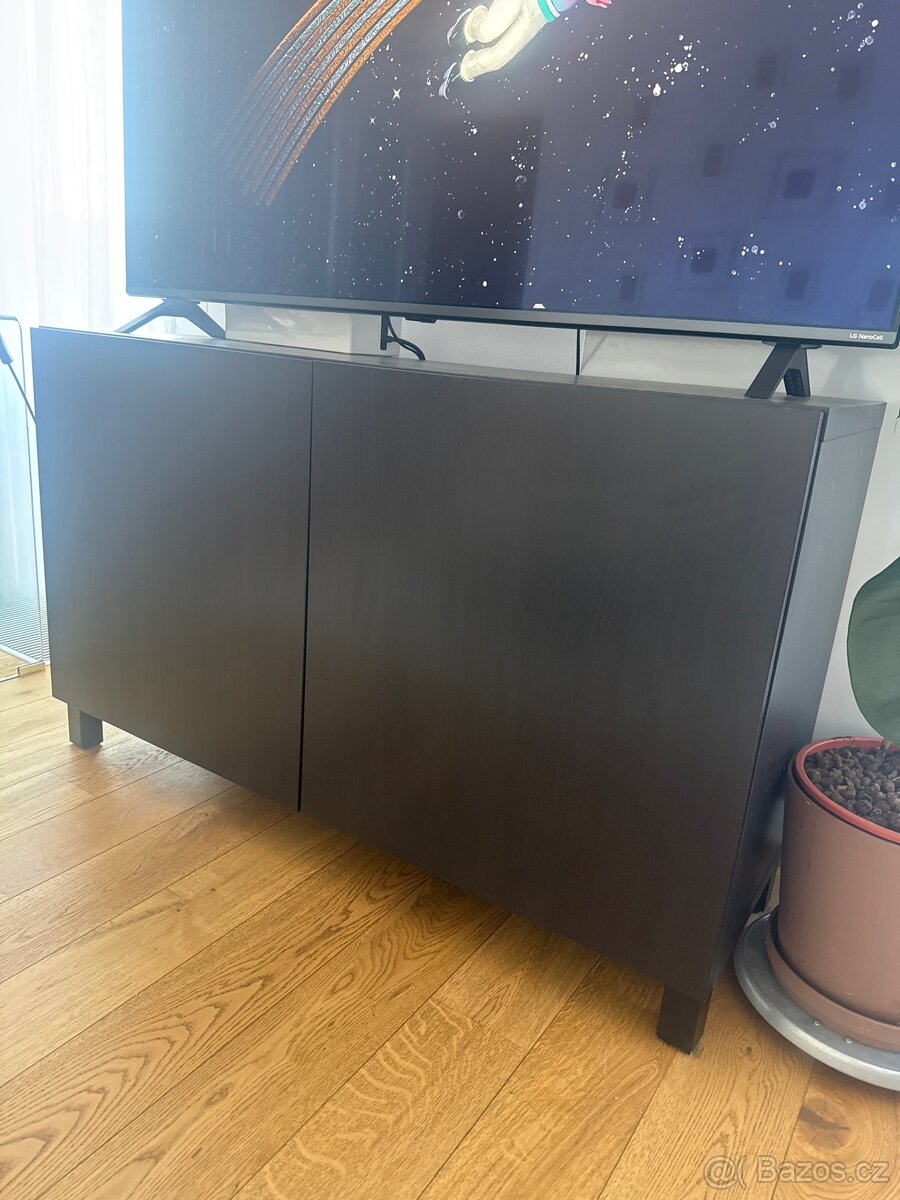 Stůl Pod TV