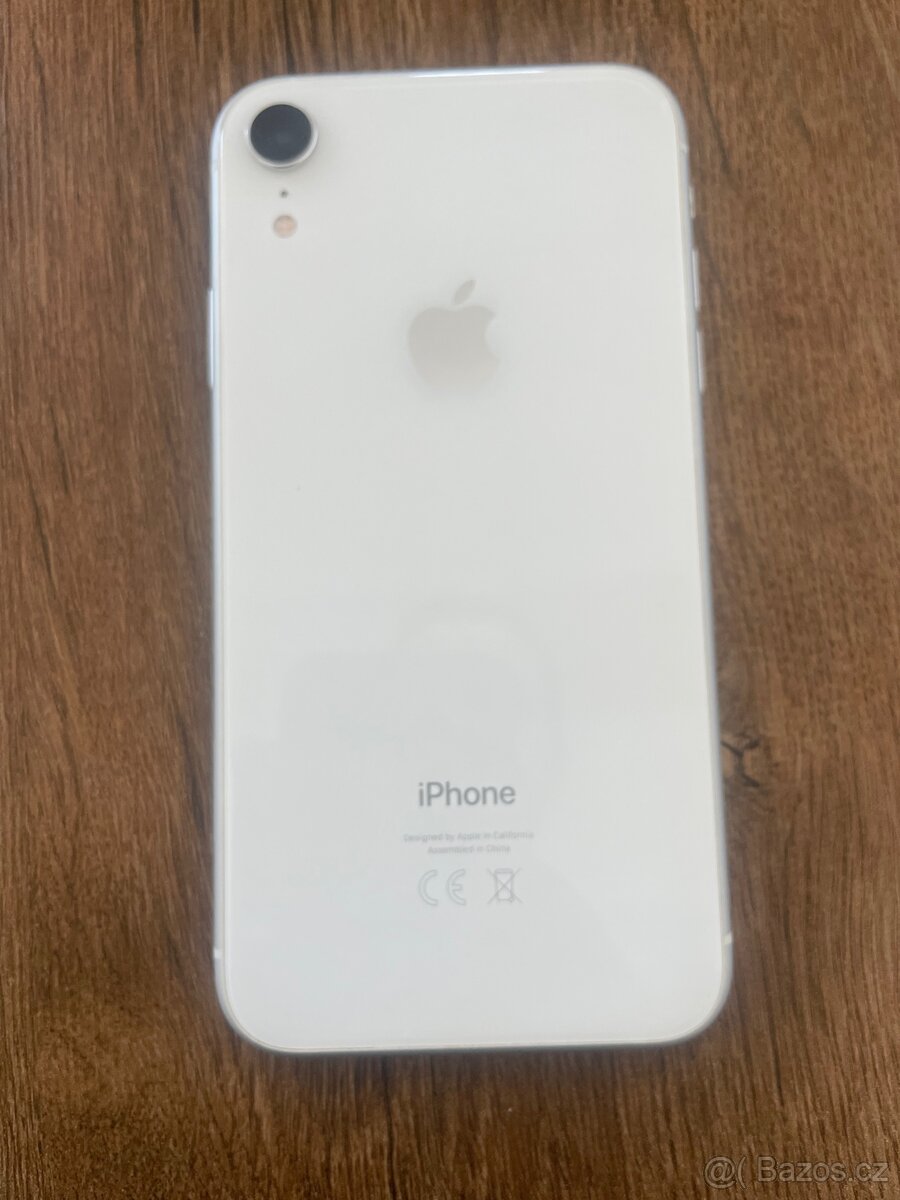 iPhone XR 128 GB – bílý – bez Face ID