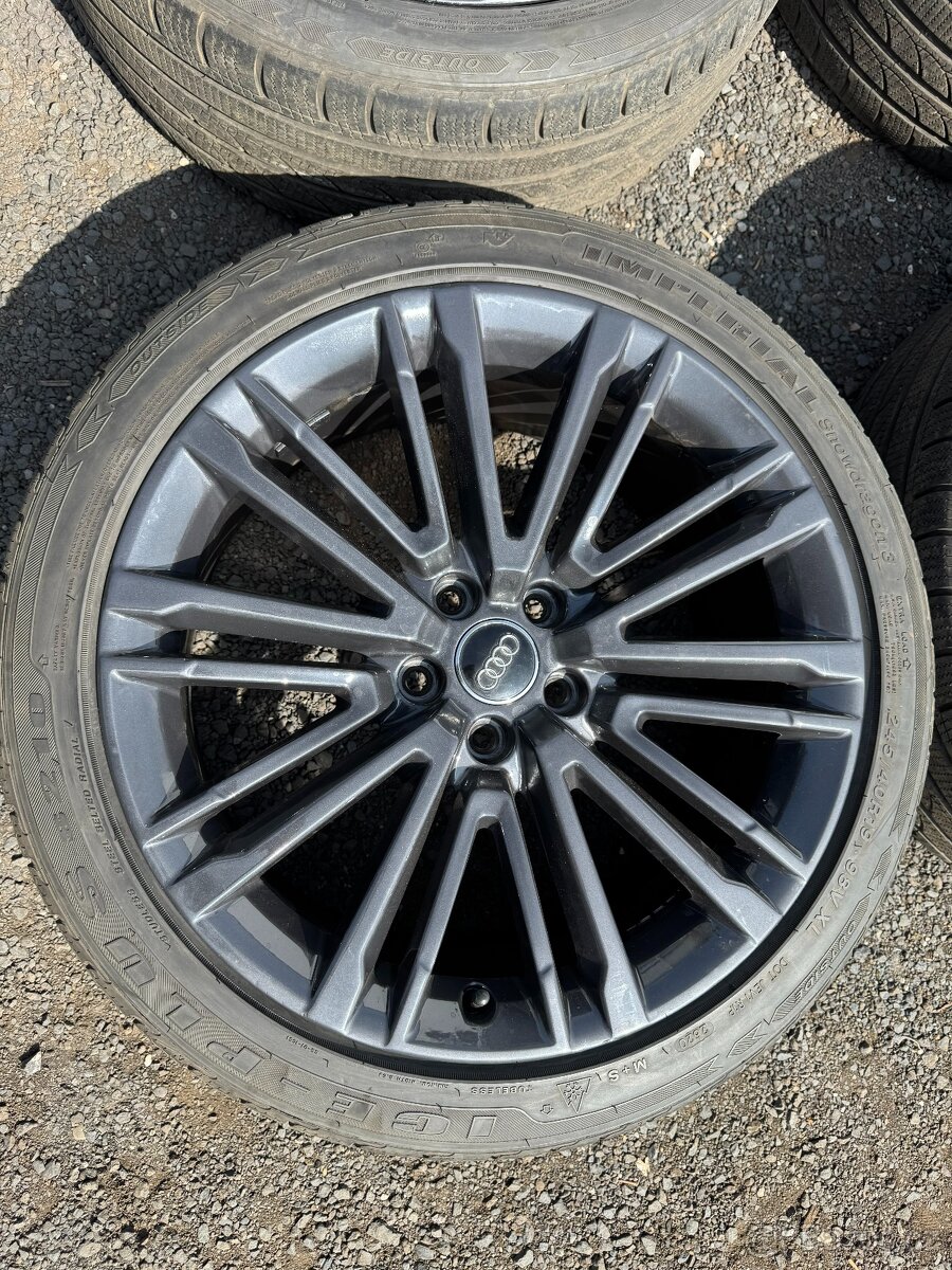 Alu Audi A4 S4 8W B9 245/40/19 zimní M+S 6+ mm