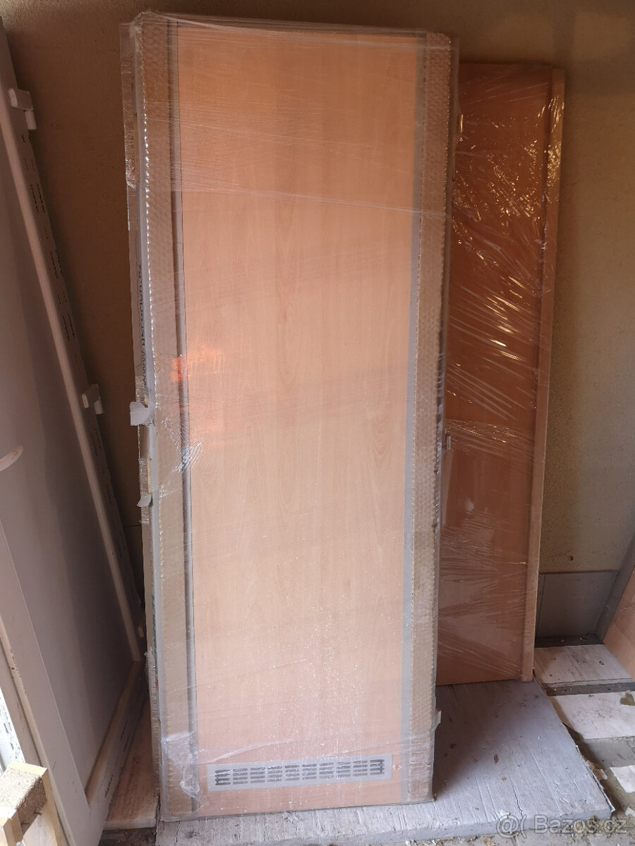 Dveře vnitřní 70cm, levé i pravé