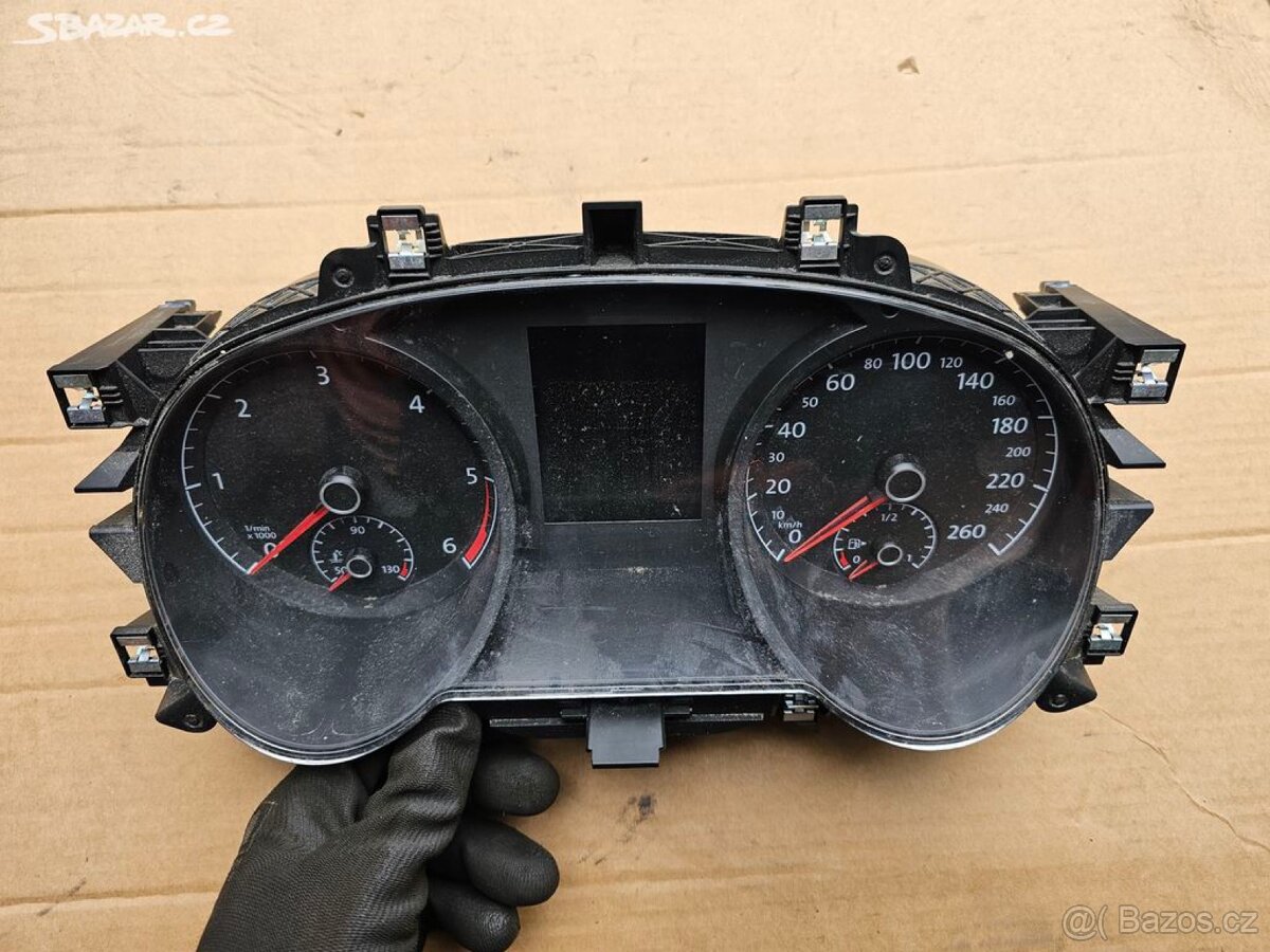 Budíky tachometr VW Touran 5TA 5T1
