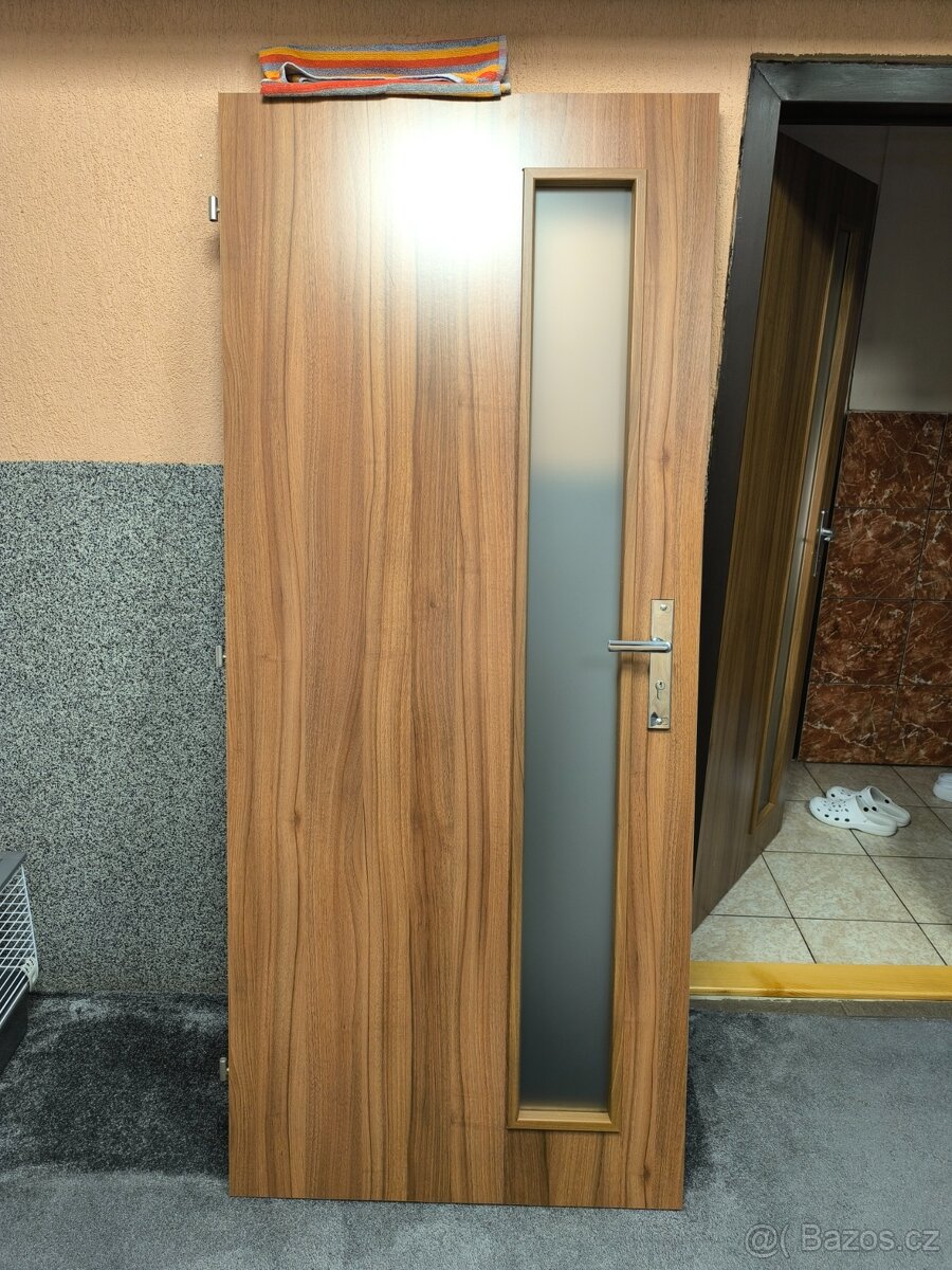 Dřevěné dveře